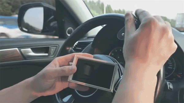 Portable Car Wireless Mobile Phone Controller